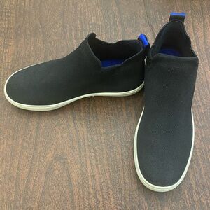 Rothy’s the Chelsea boot in black